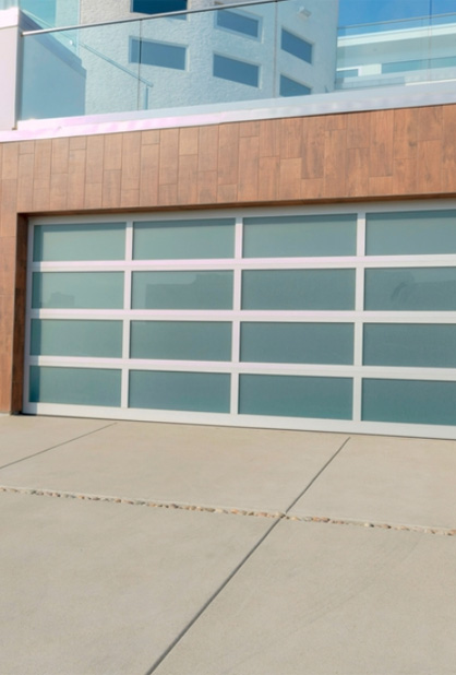 Pedestrian Glass Gate Installation in Torrance